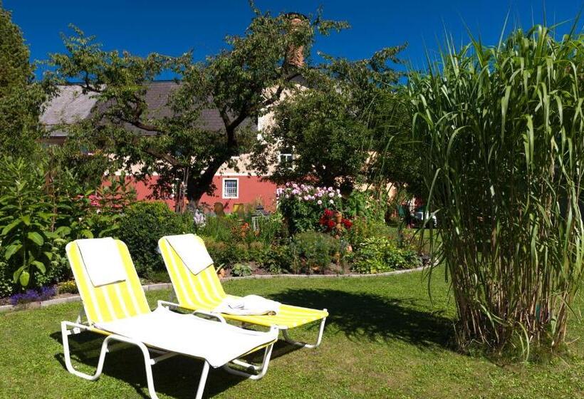 Пансион Gasthof Bräuer   Familie Eibensteiner