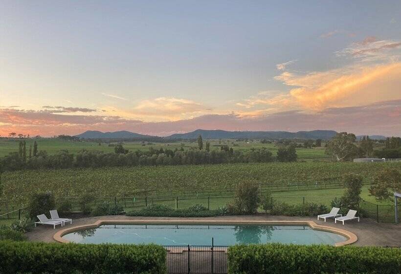 بنسيون Tranquil Vale Vineyard