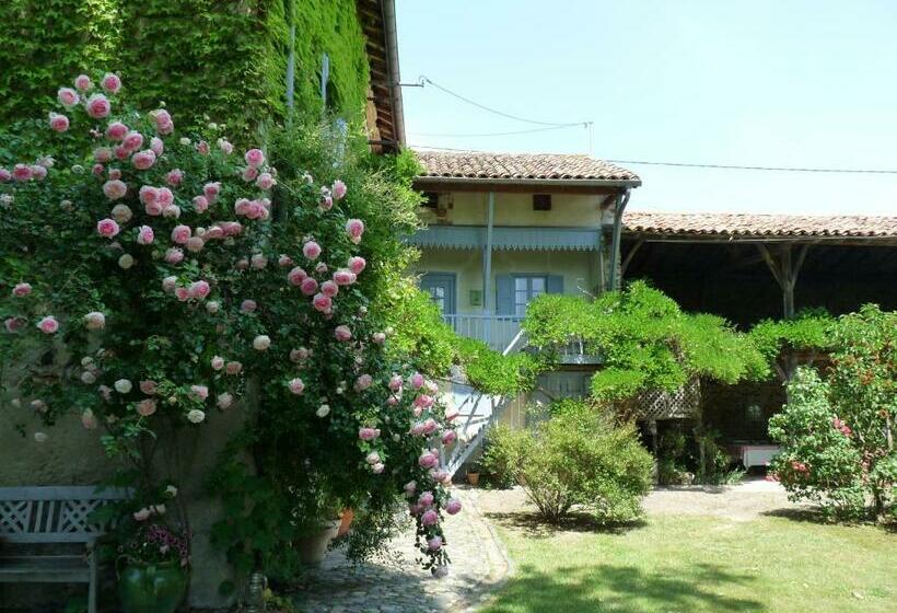 住宿加早餐  Chambres D'hôtes Les Pesques