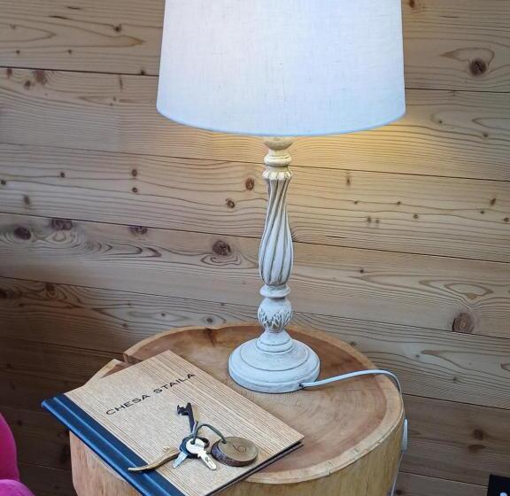 مبيت وإفطار Chesa Staila