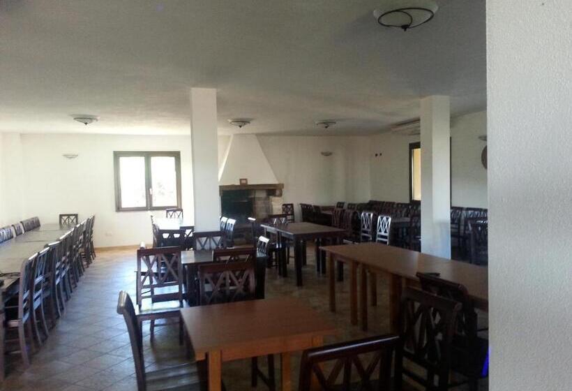 هتل Agriturismo Montealma