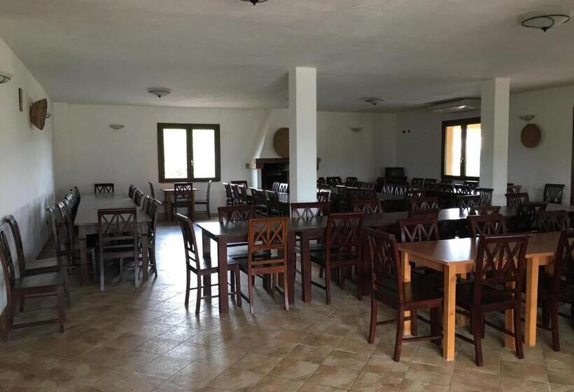 هتل Agriturismo Montealma