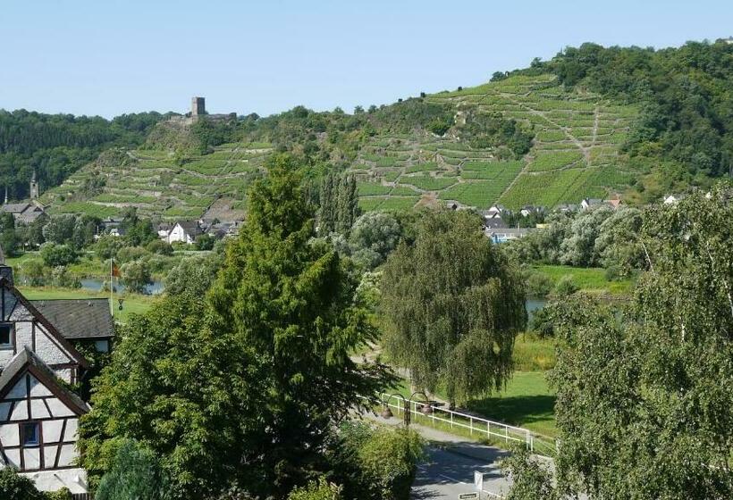 Отель Garni Kachelburg