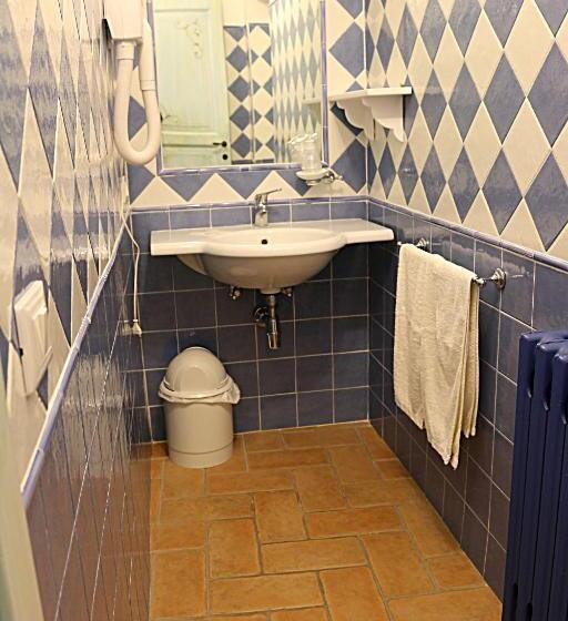 호텔 Agriturismo La Valle Dei Fiori Di Bellucci Rosanna