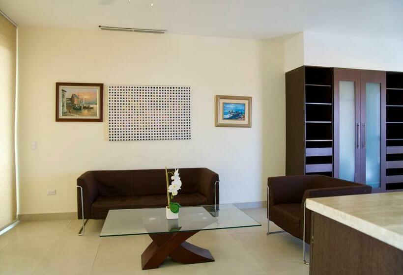 هتل Playa Paraíso