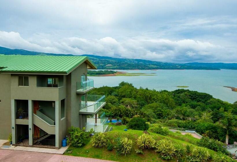 Lake Arenal Condos