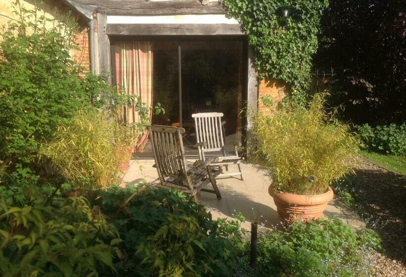 ペンション Au Fond Du Jardin Maison D'hôtes