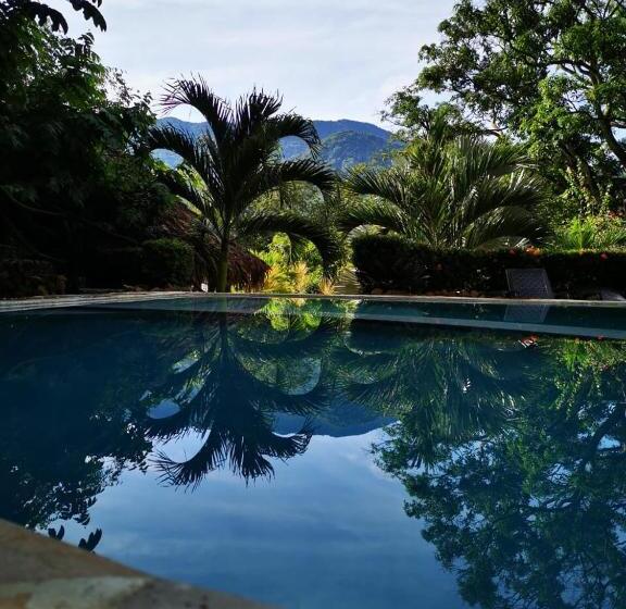 پانسیون Monte Verde Hostal