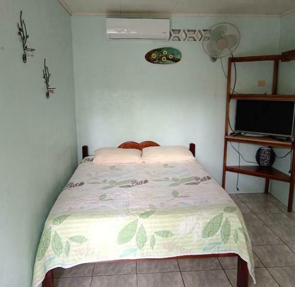 הוסטל Posada Rural Río Celeste
