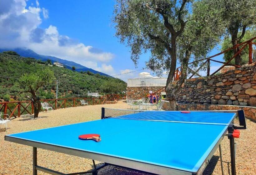 ホテル Agriturismo Monte Acuto   Natura, Mare & Relax In Piscina