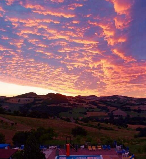ホテル Azienda Agrituristica Piccolo Ranch
