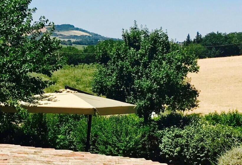 فندق Badia Agriturismo