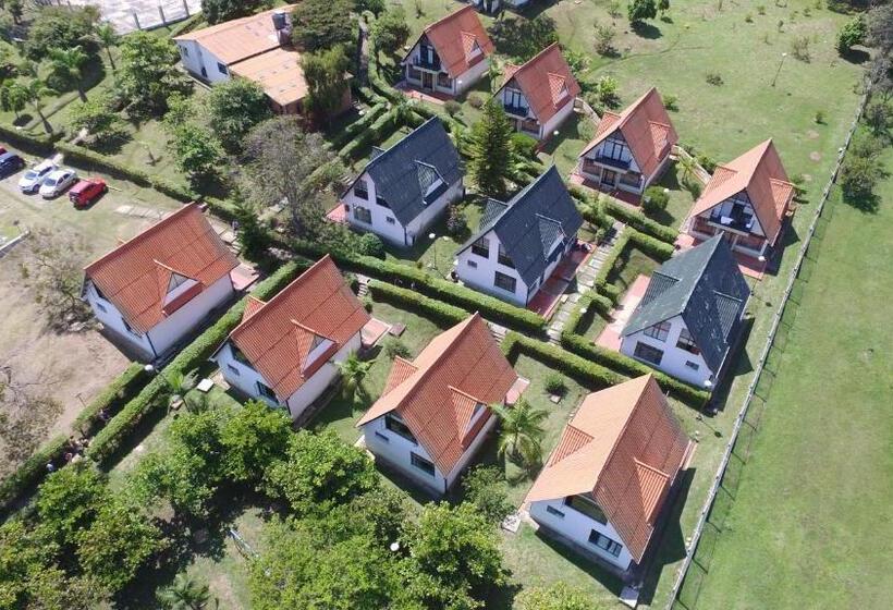 هتل Centro Recreacional Iasceboy