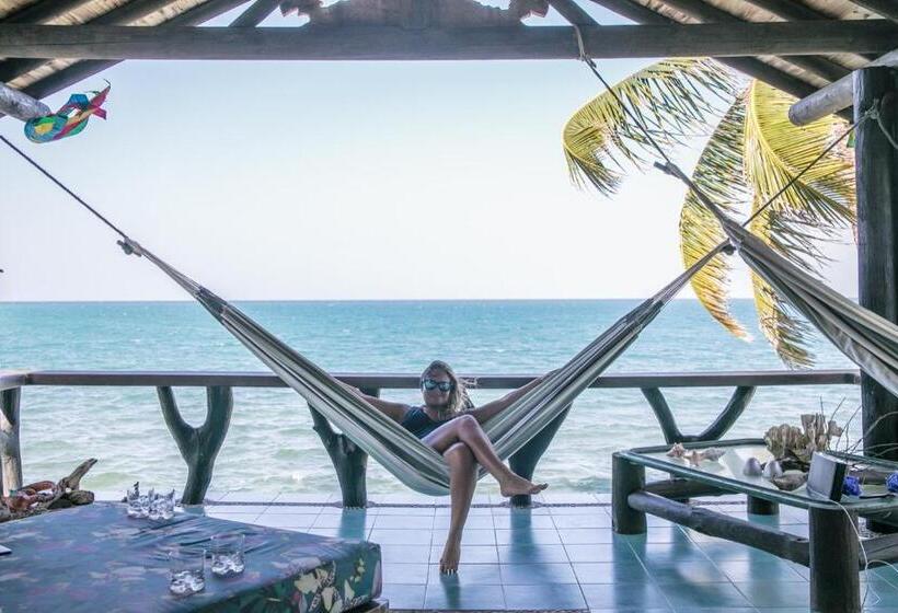 هتل Cabana Salsipuedes