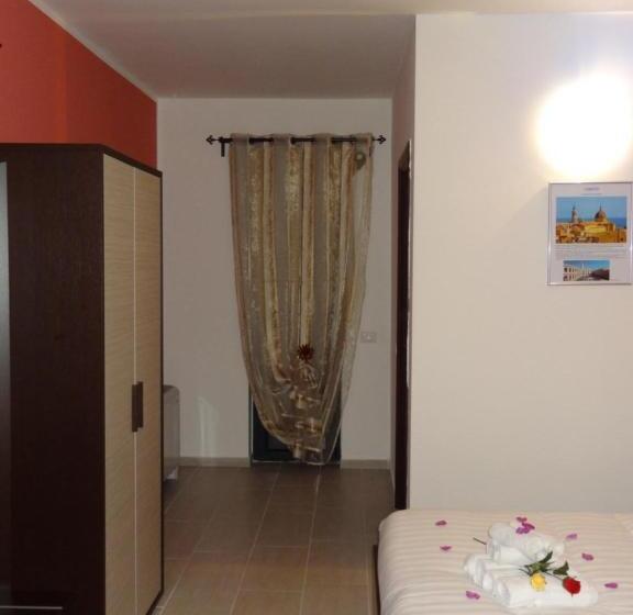 پانسیون Affittacamere Rooms Di Matteo