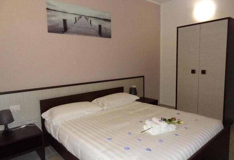 پانسیون Affittacamere Rooms Di Matteo