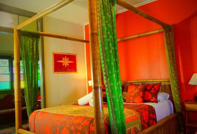 Пансион Grey Gum Lodge