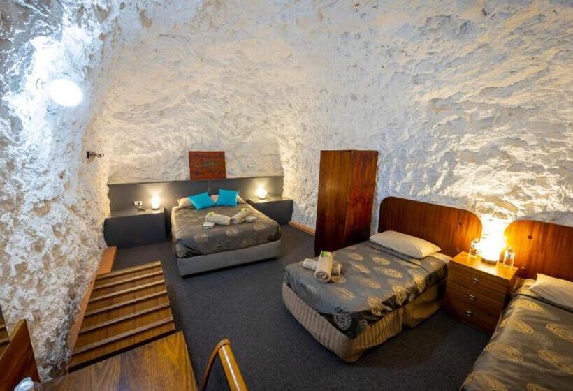 White Cliffs Underground Motel