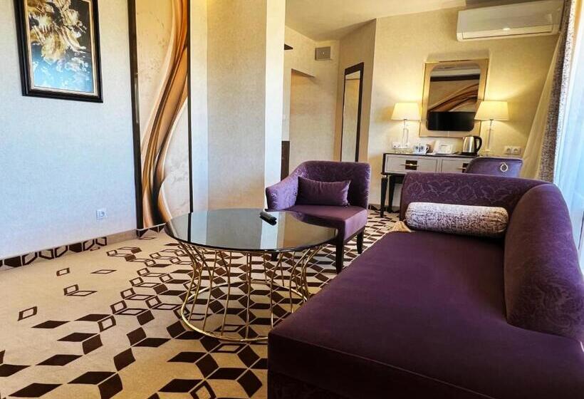 Europe Hotel & Casino All Inclusive