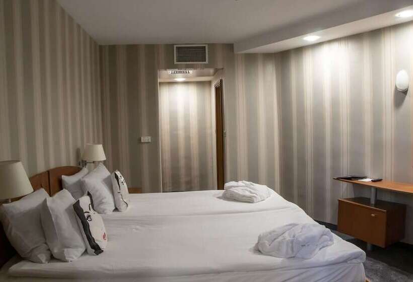 Grand Hotel Shumen