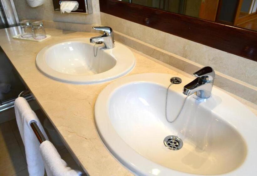 Fotos del hotel Alda Palacio Valdés:  51