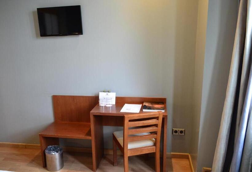 Fotos del hotel Alda Palacio Valdés:  44