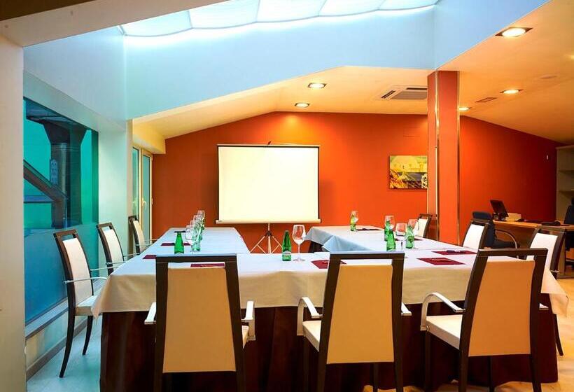 Fotos del hotel Alda Palacio Valdés:  31