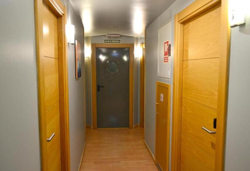 Fotos del hotel Alda Palacio Valdés:  35