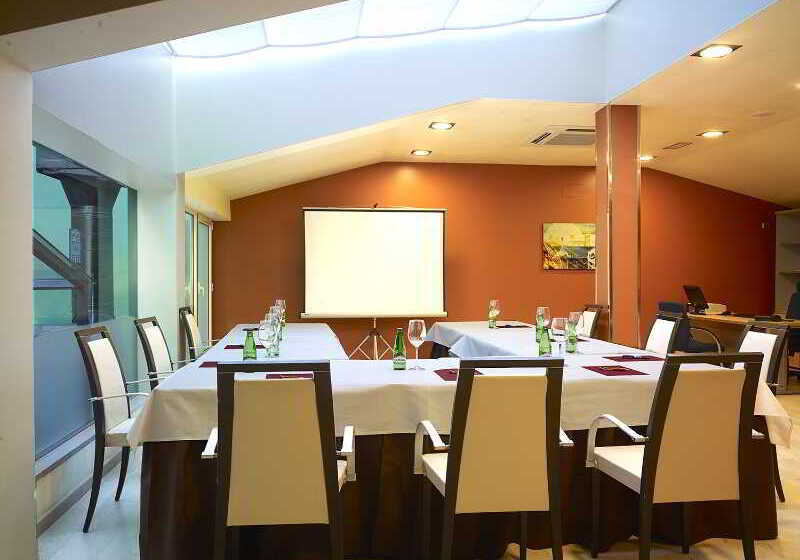 Fotos del hotel Alda Palacio Valdés:  18