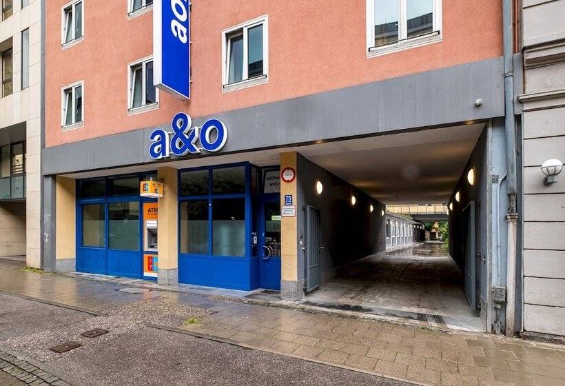 هتل a&o München Hauptbahnhof