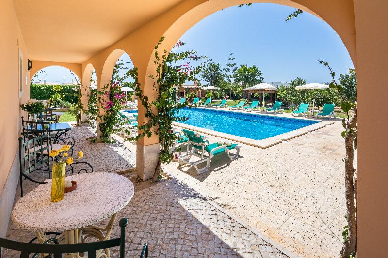 Fotos del hotel Monte dos Avos:  5