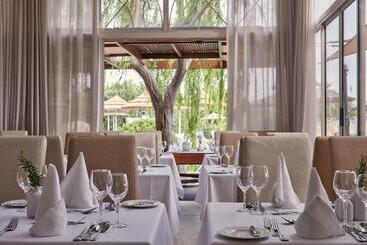 هتل Atlantica Bay Adults Only