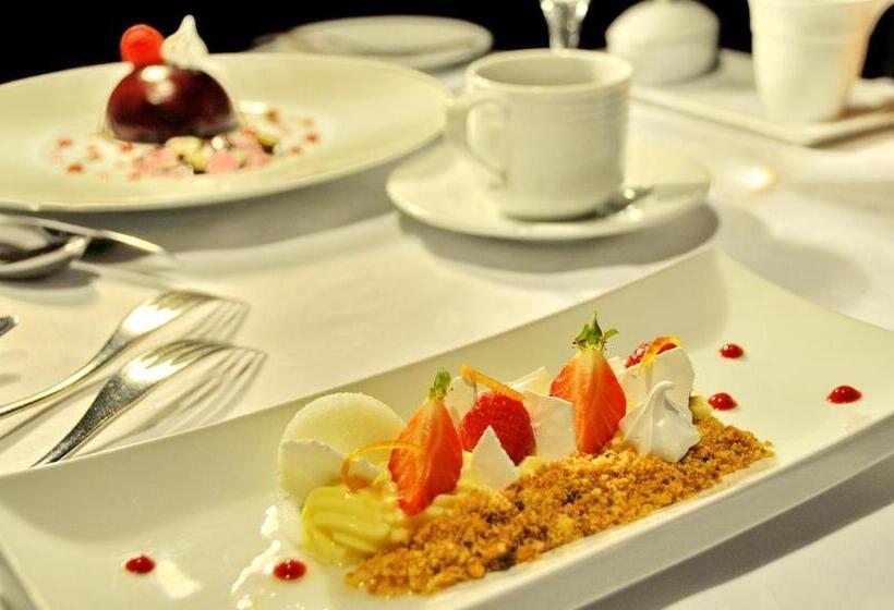 هتل Auberge Des Falaises