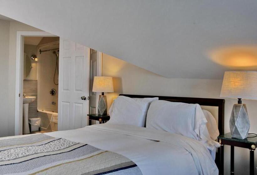 هتل Auberge Des Falaises