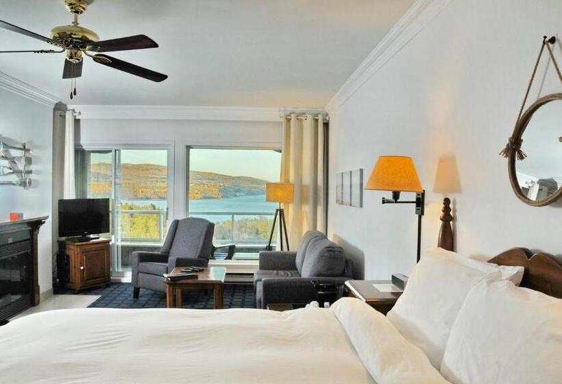 هتل Auberge Des Falaises