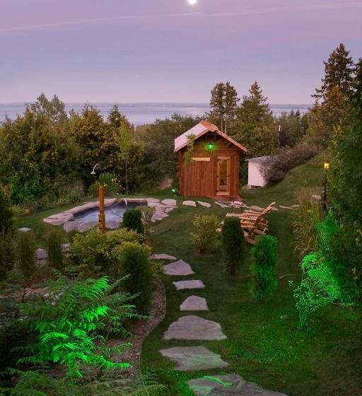 هتل Auberge Des Falaises
