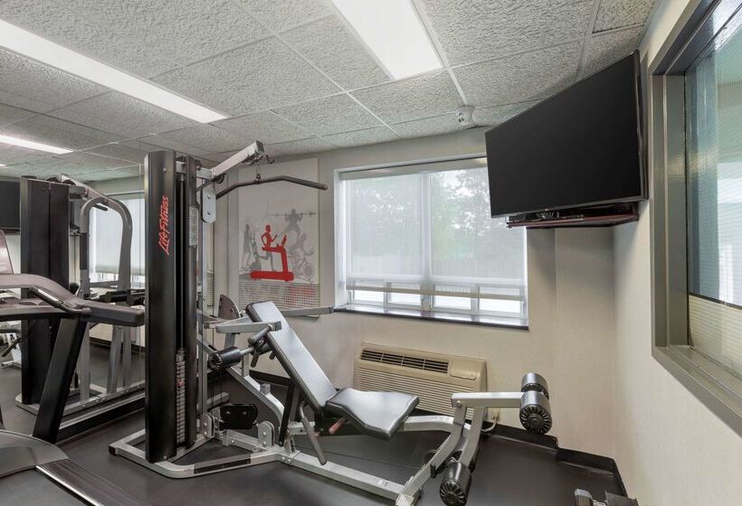 هتل Best Western Plus Burlington Inn & Suites