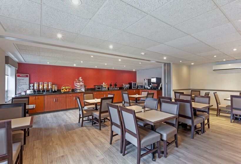 هتل Best Western Plus Burlington Inn & Suites