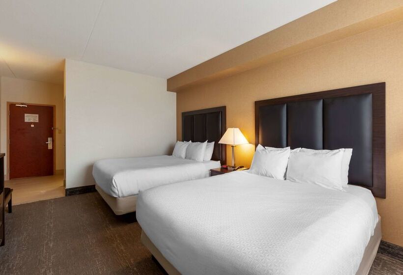 هتل Best Western Plus Burlington Inn & Suites