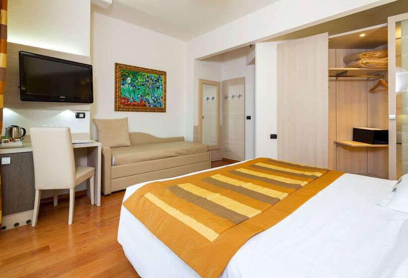 هتل Best Western Plus Tigullio Royal