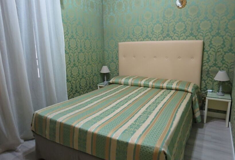 Fotos del hotel Bridge:  2