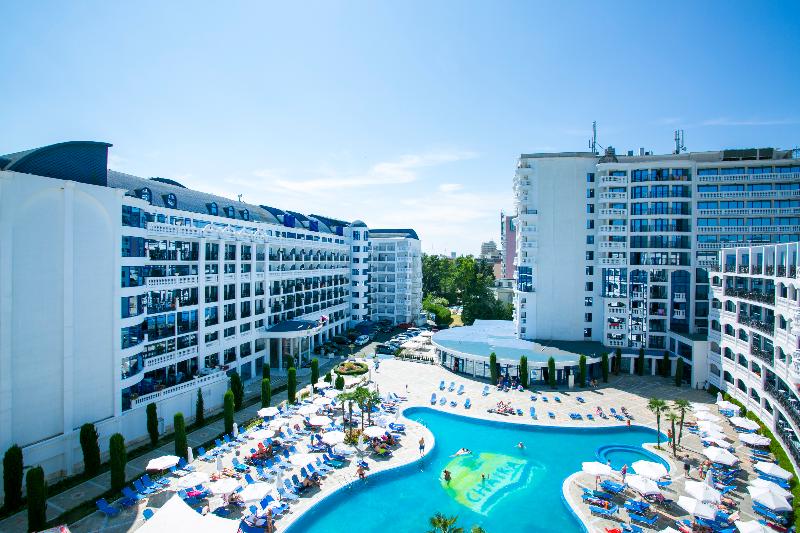 هتل Chaika Beach Resort
