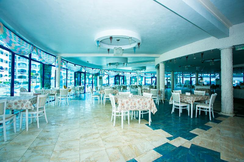 هتل Chaika Beach Resort