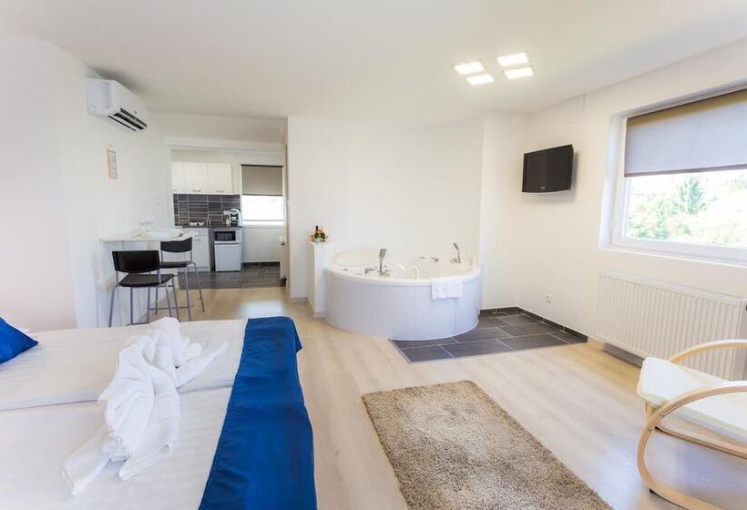 Fotos del hotel Classic:  28