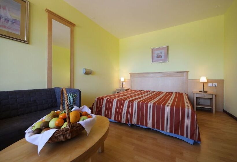 هتل Donat All Inclusive