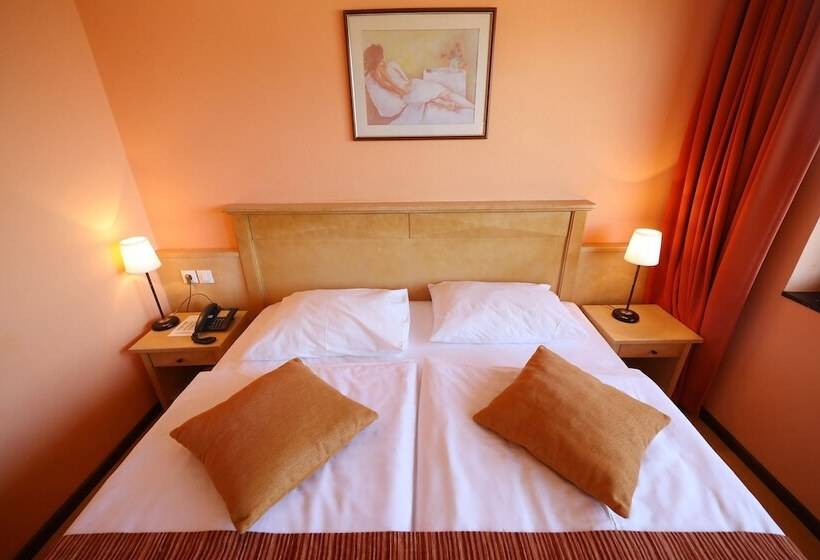 هتل Donat All Inclusive