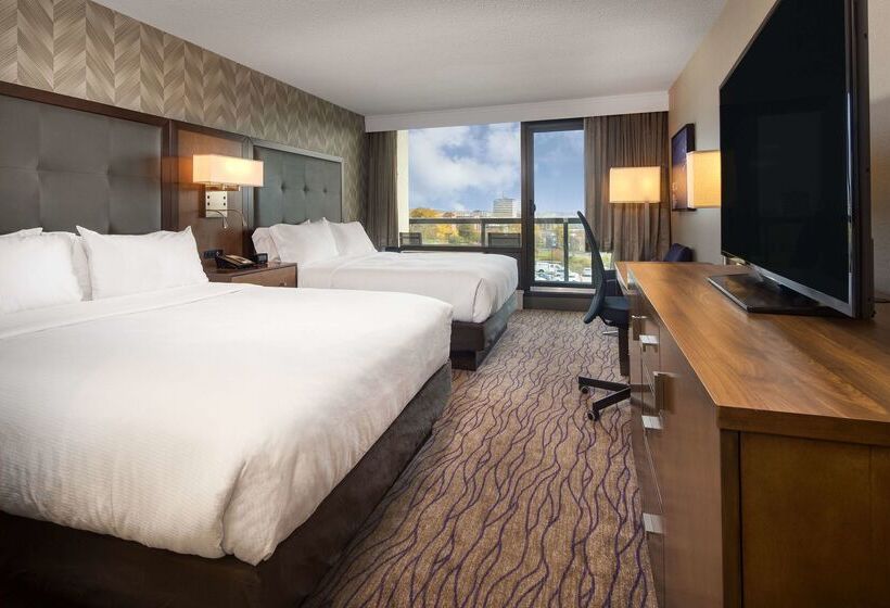 هتل Doubletree By Hilton Halifax Dartmouth