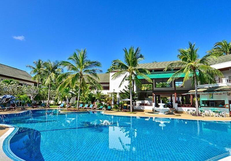 هتل First Bungalow Beach Resort