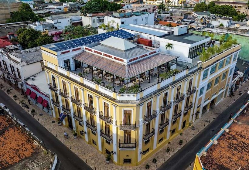 Gran Europa In The Heart Of Colonial City Completely Renovated