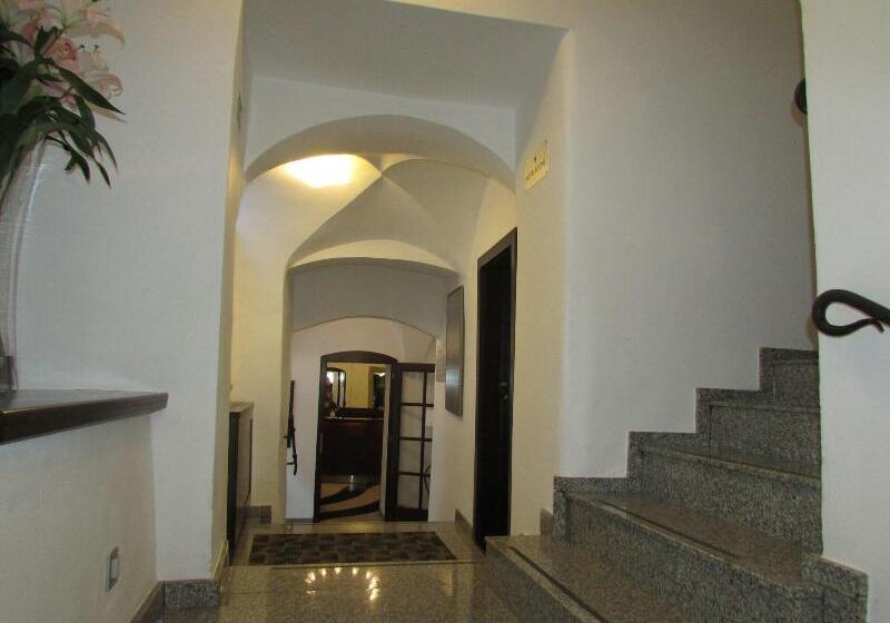 Fotos del hotel Grand:  4